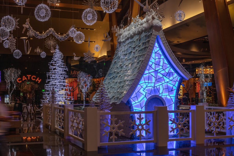 Aria Winter Wonderland Lights Up Holiday Season