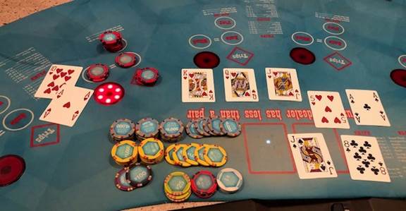 Caesars Rewards Member Hits Mega Progressive Jackpot on Ultimate Texas Hold ‘Em for $115,693 at The LINQ Hotel + Experience
