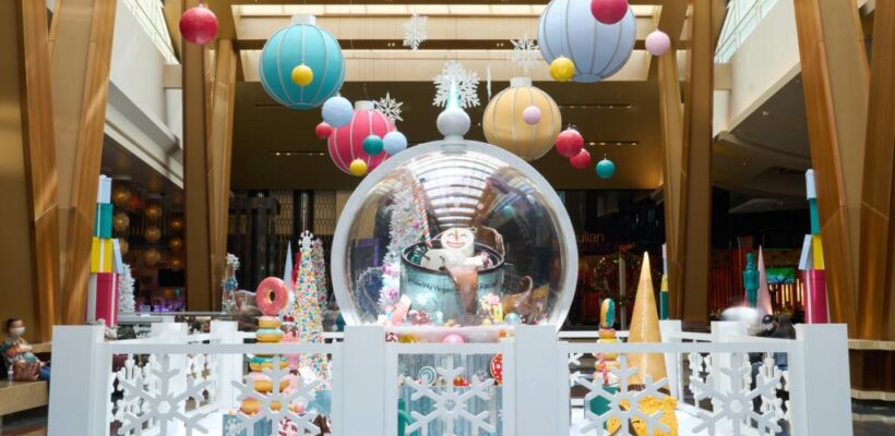 Aria Resort & Casino Welcomes The Holiday Season With Festive Lobby Display
